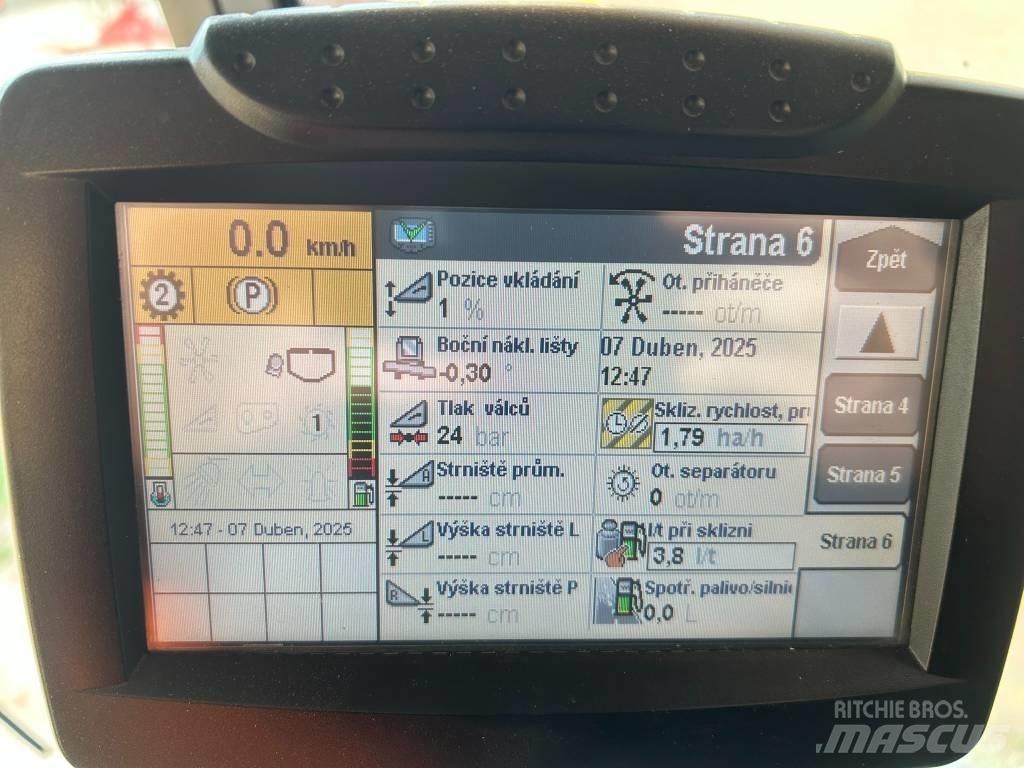 New Holland CX 8080 Combine harvesters