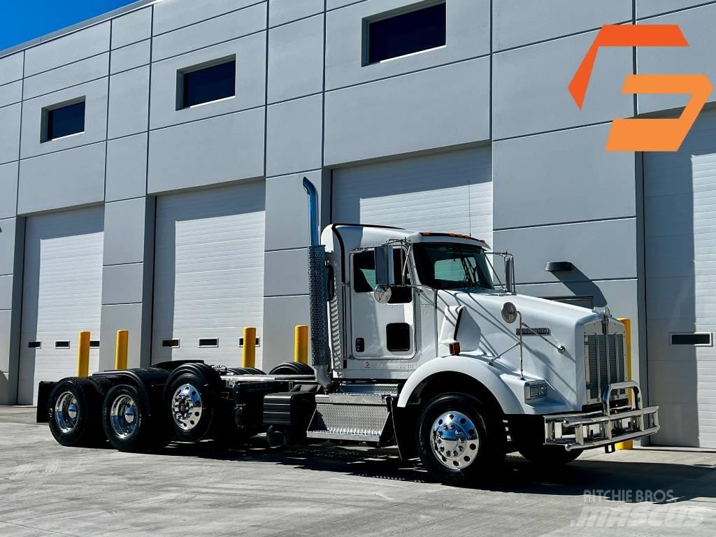 Kenworth T 800 Prime Movers