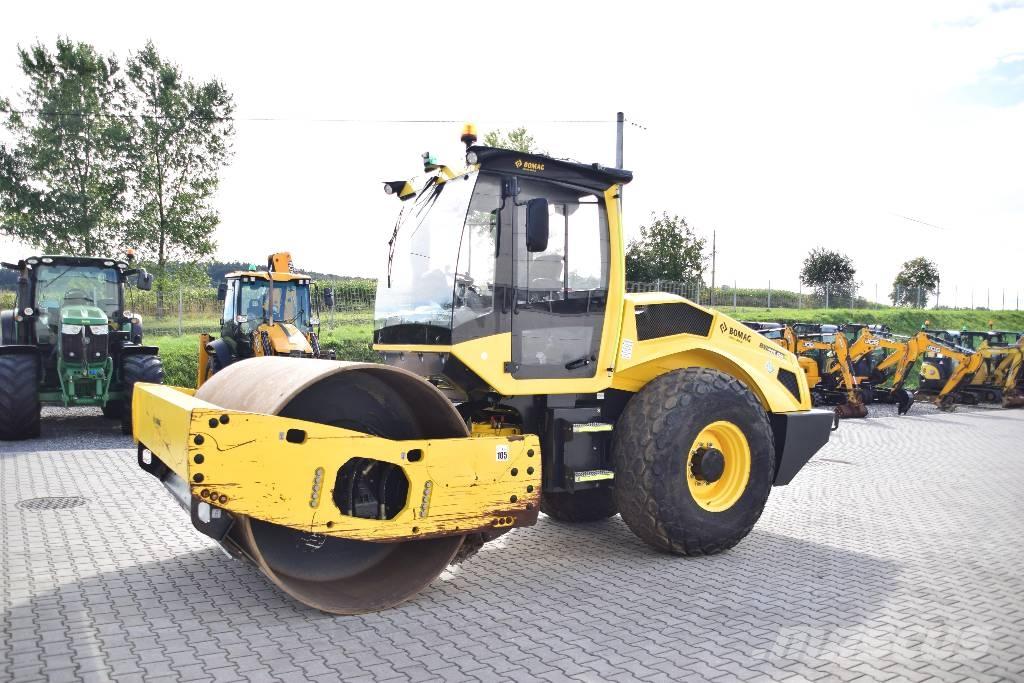 Bomag BW 213 DH Single drum rollers