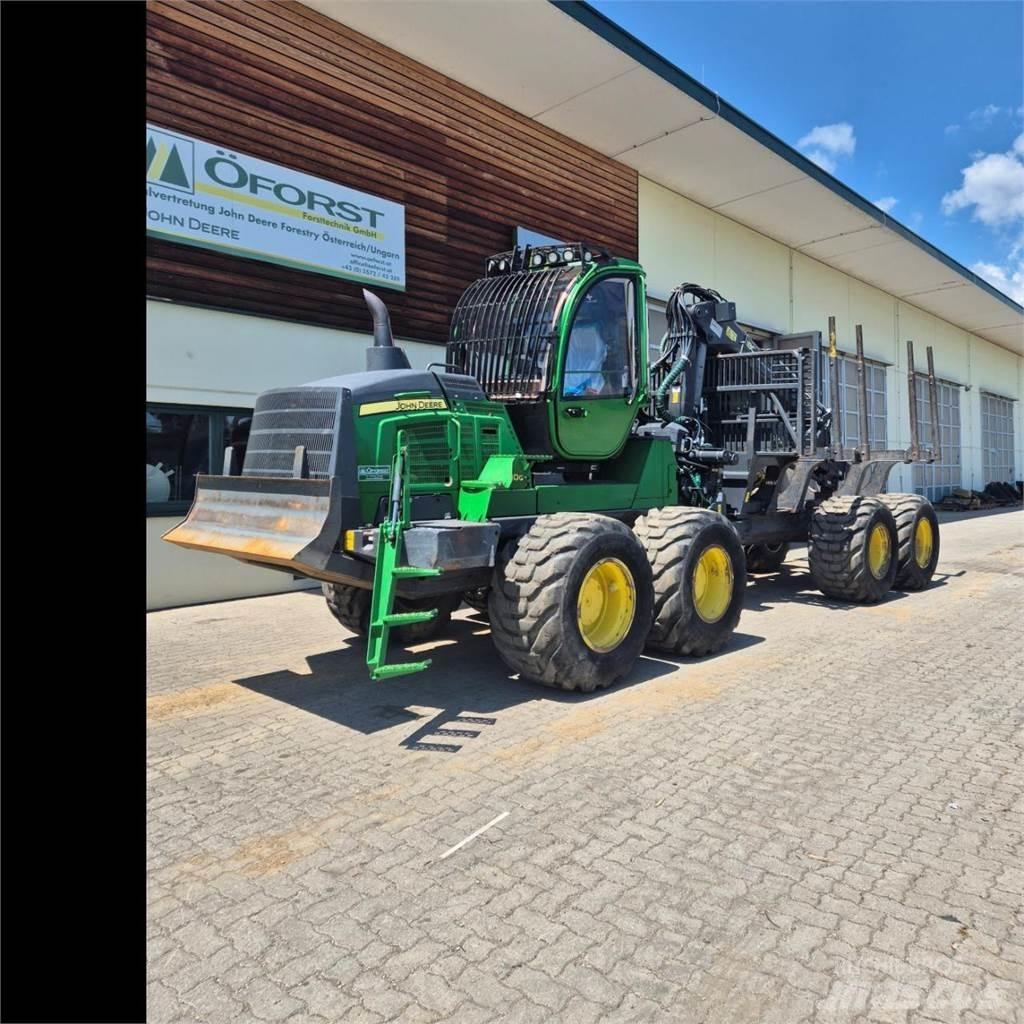 John Deere 1510 G Forwarders