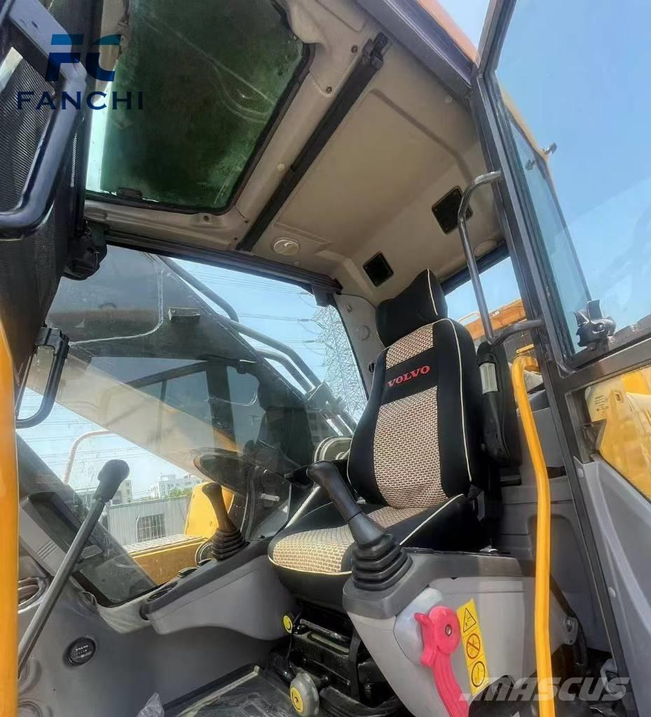 Volvo 480 Crawler excavators