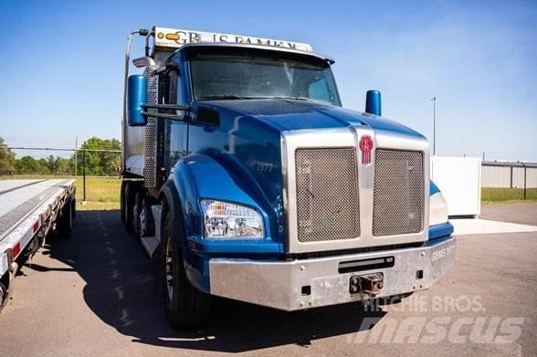 Kenworth T880 Tipper trucks