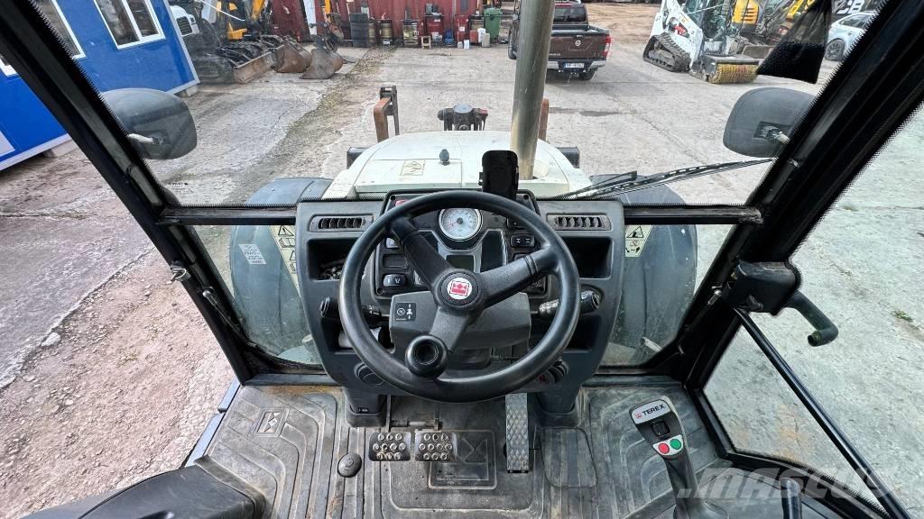 Terex TLB 990 Backhoe