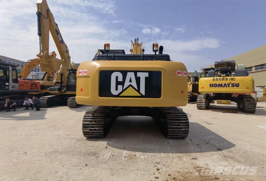 CAT 330 Crawler excavators