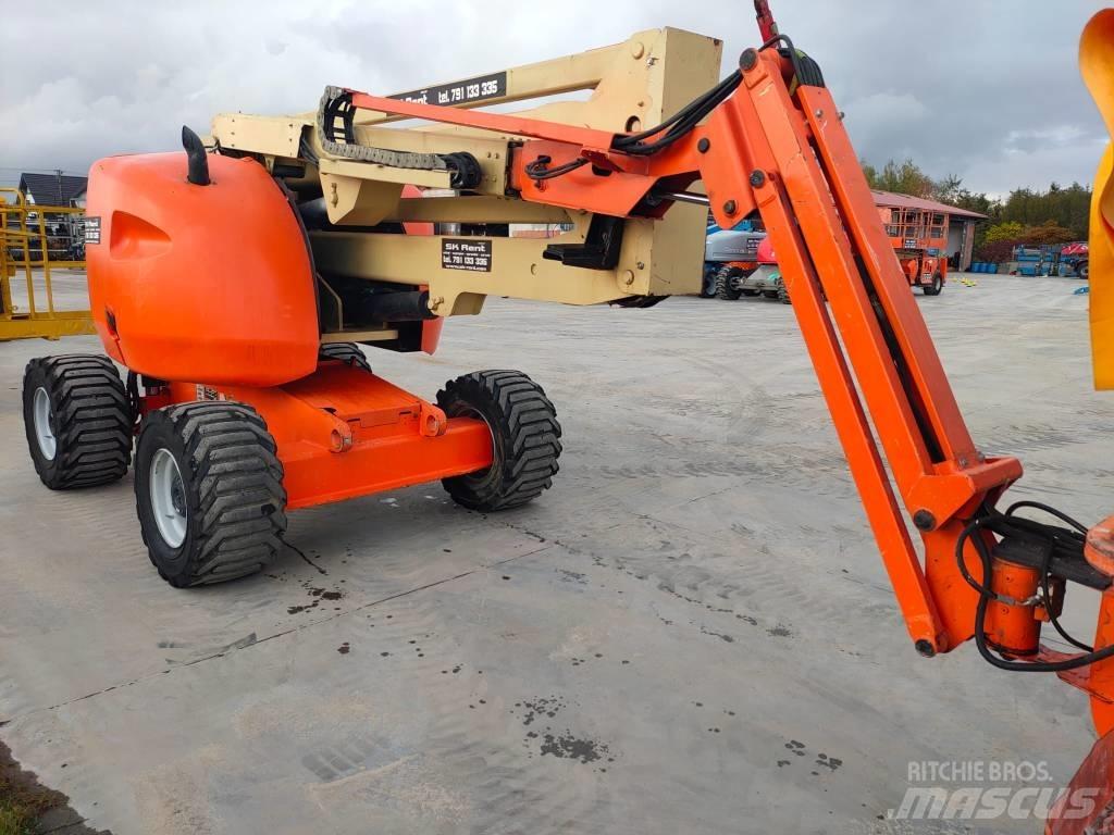 JLG 450 AJ Articulated boom lifts