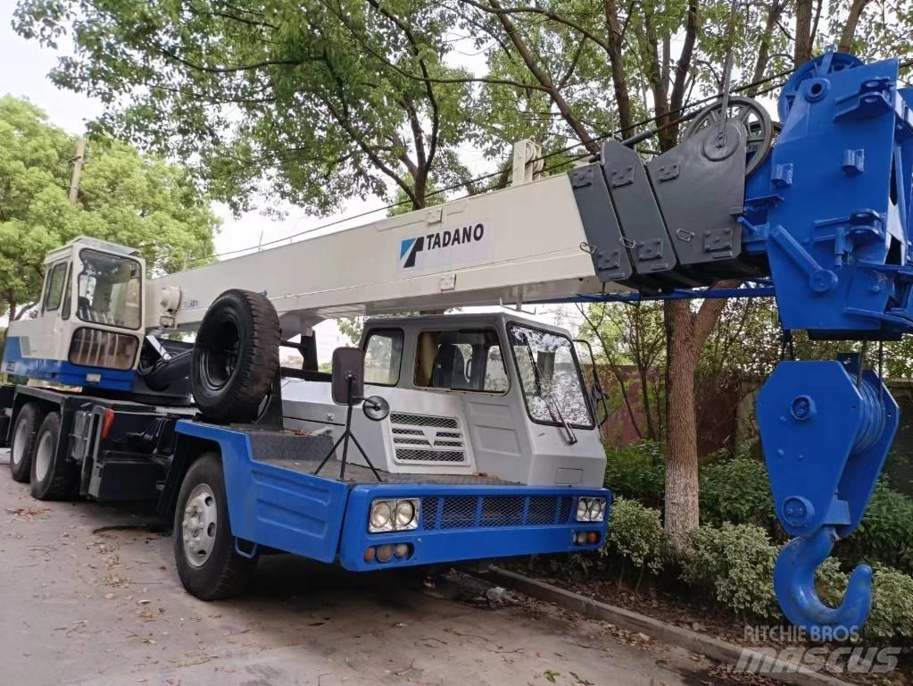 Tadano TL300E All terrain cranes