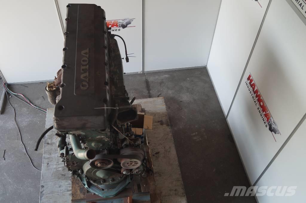 Volvo D12 FOR PARTS Engines