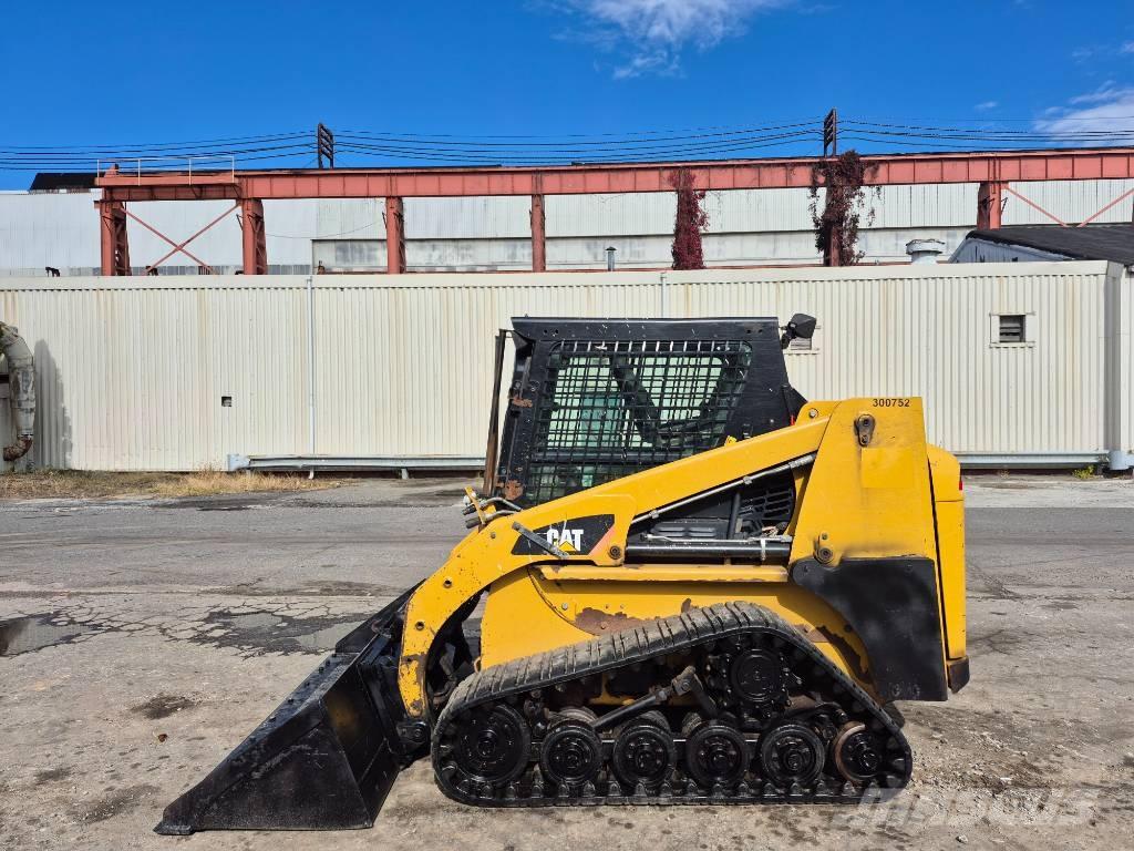 CAT 247 B 3 Skid steer loaders