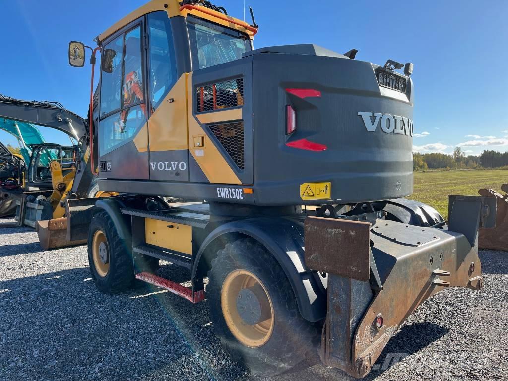Volvo EWR 150 E Wheeled excavators