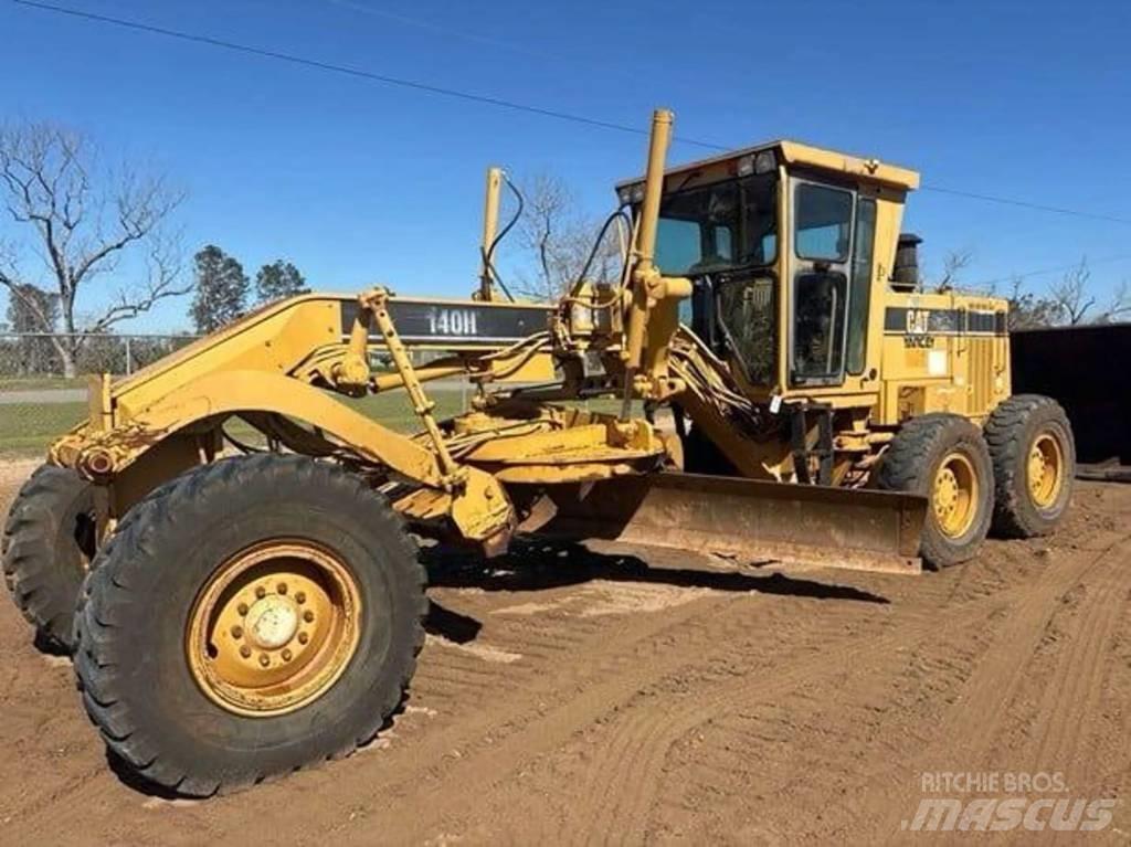 CAT 140H Graders