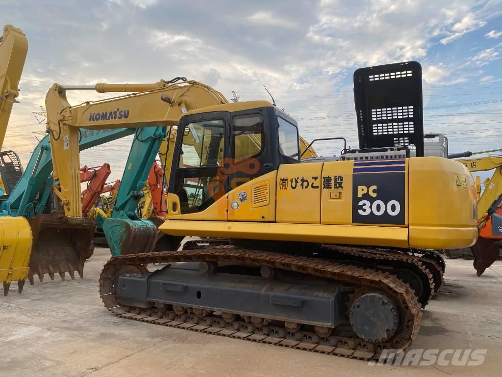 Komatsu PC 270 Crawler excavators