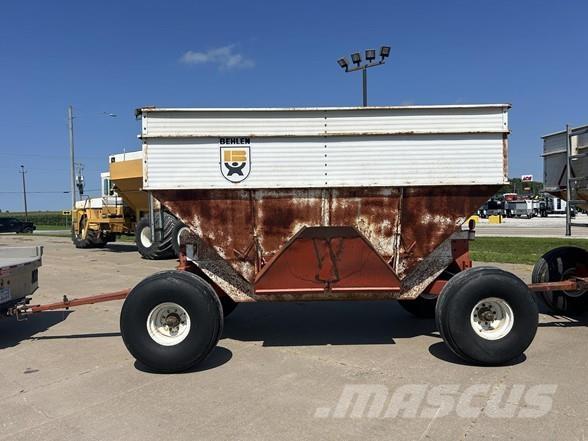  BEHLEN 300 Grain / Silage Trailers
