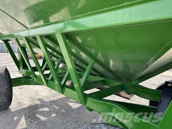 Brent 644 Grain / Silage Trailers