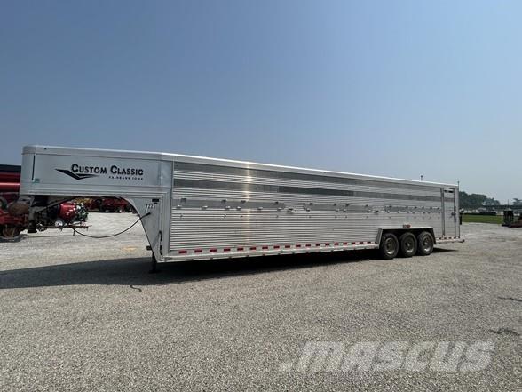  CUSTOM CLASSIC Livestock transport
