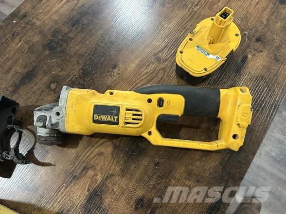 DeWalt DC411 Instruments, measuring and automation equipment