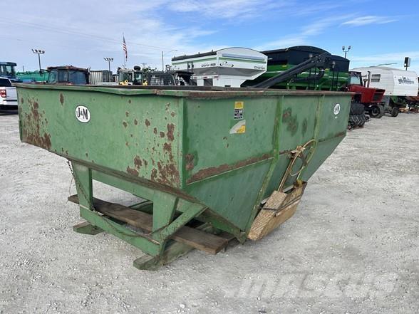 J&M 250-7 Grain / Silage Trailers