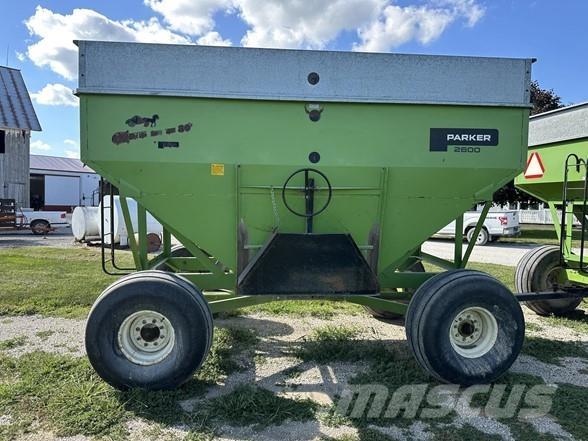 Parker 1180 Grain / Silage Trailers