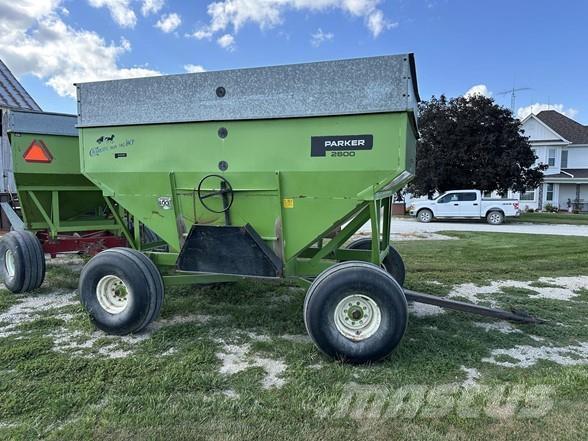 Parker 1180 Grain / Silage Trailers