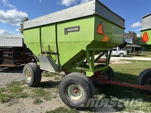 Parker 1180 Grain / Silage Trailers