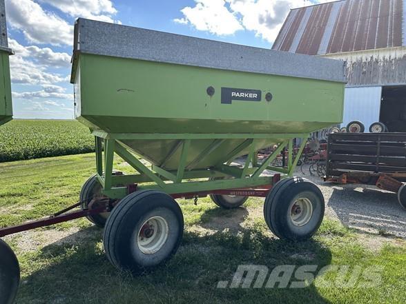 Parker 1180 Grain / Silage Trailers