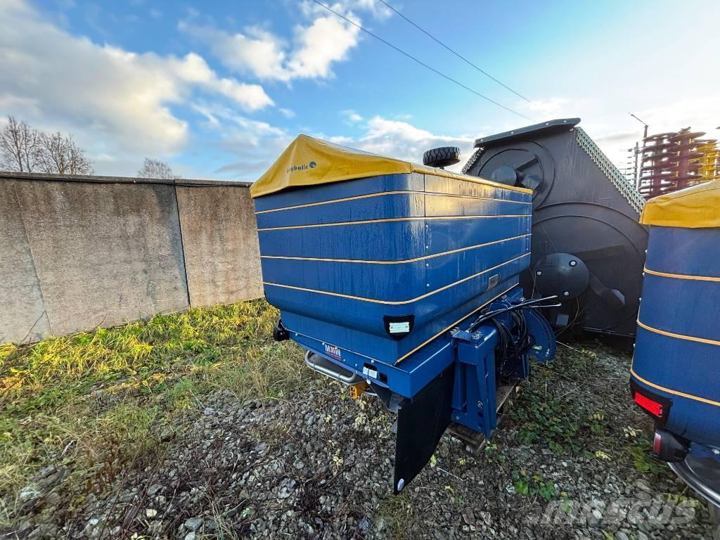 Bogballe M35W Mineral spreaders