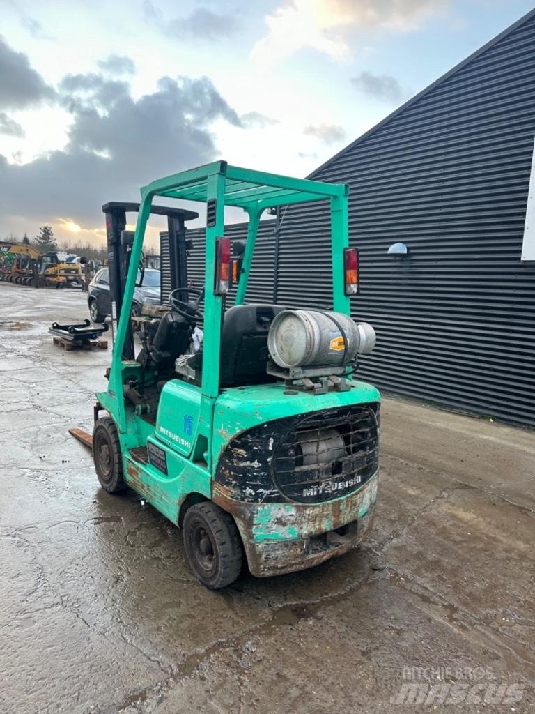 Mitsubishi FG 15 LPG trucks