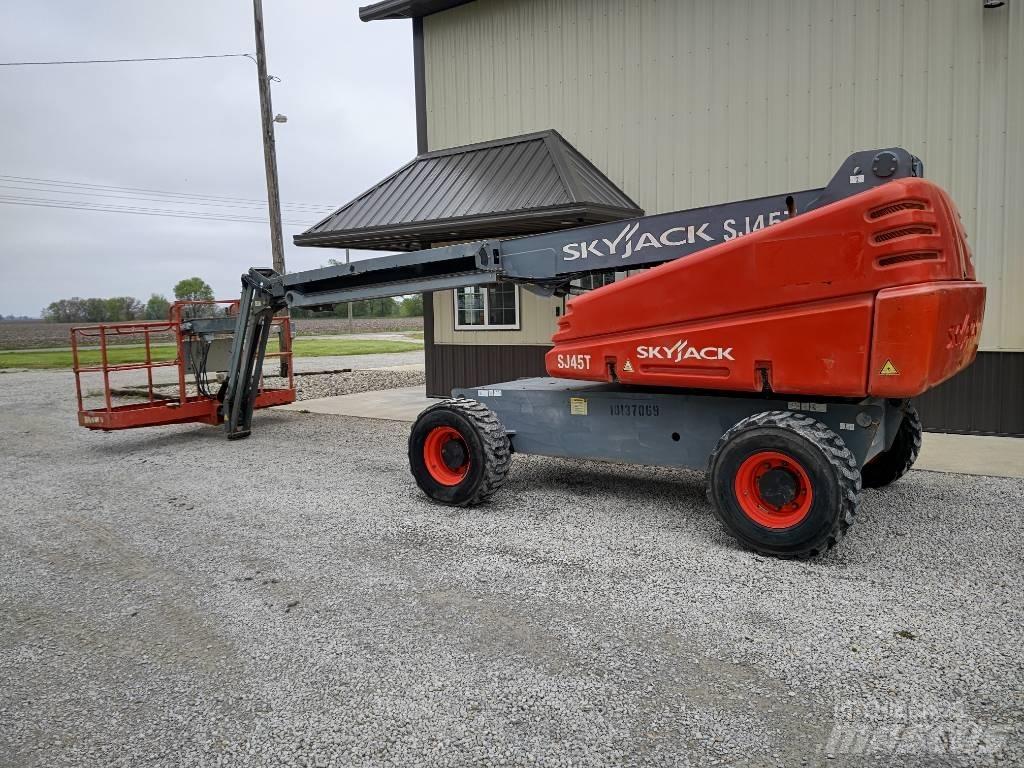 SkyJack SJ 45 T Telescopic boom lifts