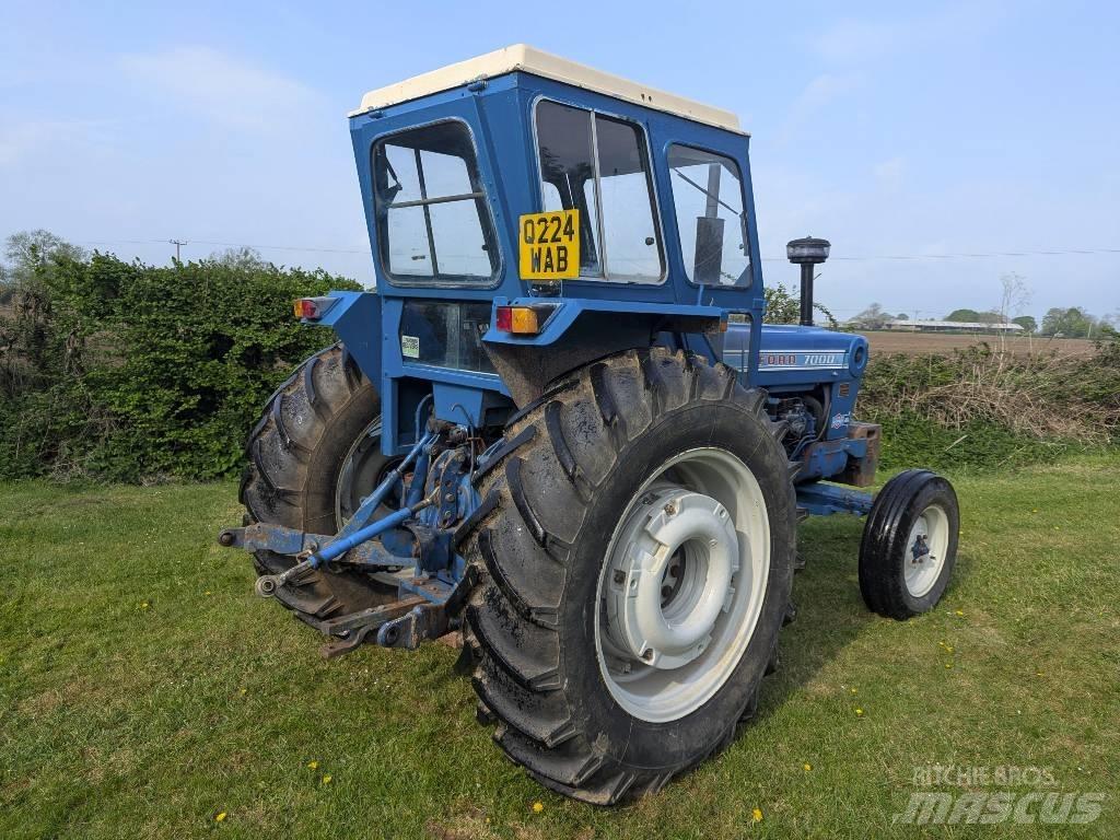 Ford 7000 Tractors