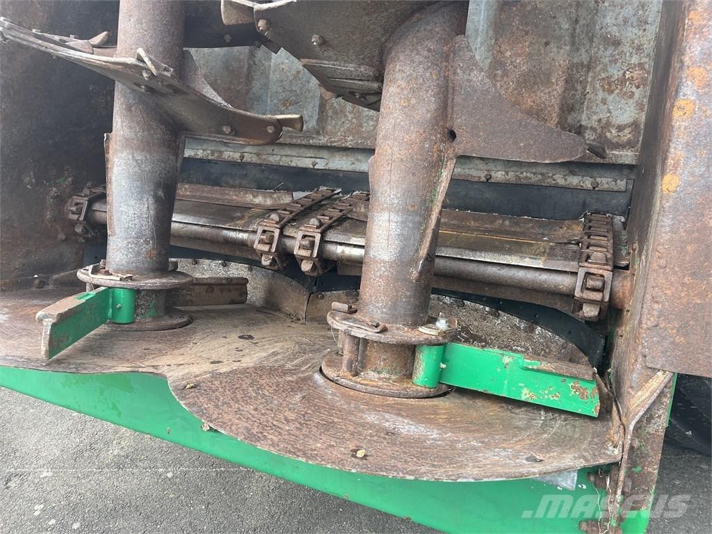 Samson SP 11 Manure spreaders