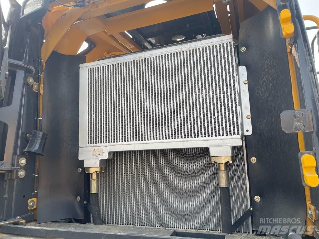 SDLG LG 956F Wheel loaders