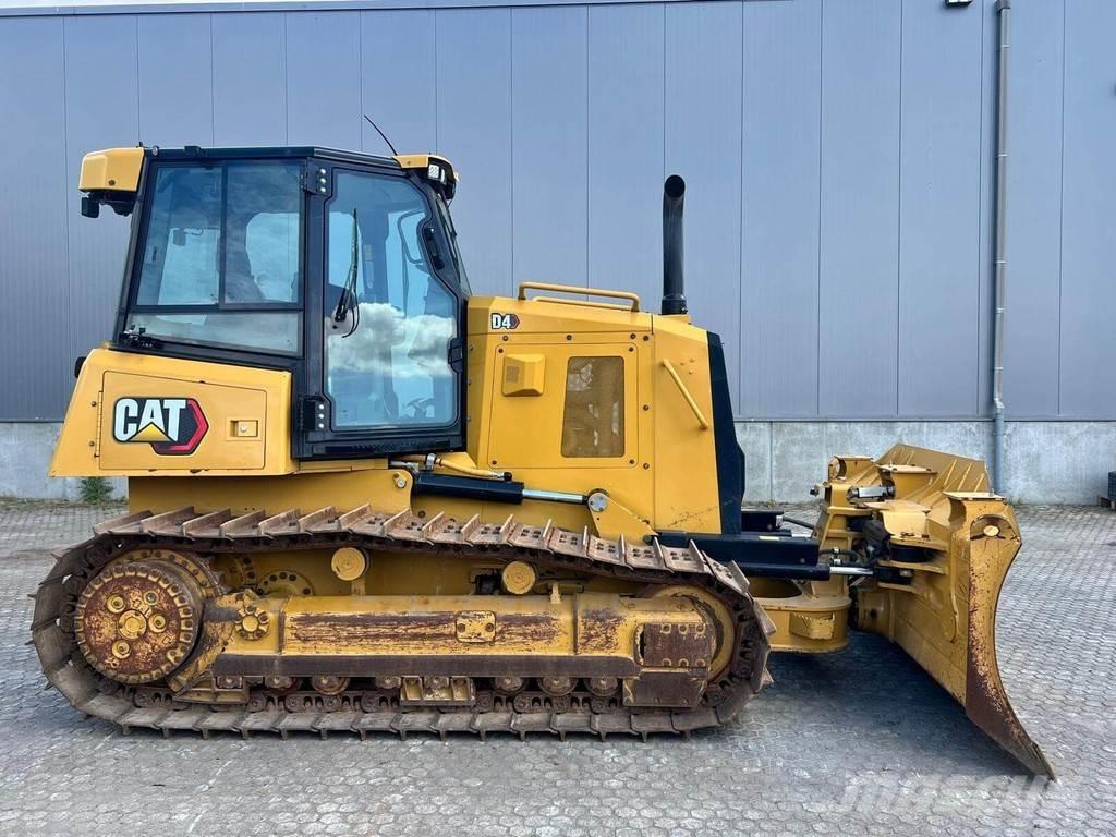 CAT D4-15VP Crawler dozers