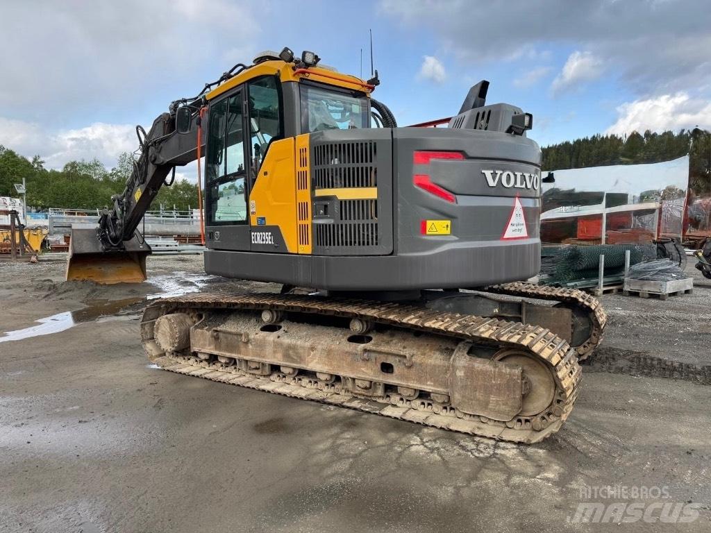 Volvo ECR 235 E Crawler excavators