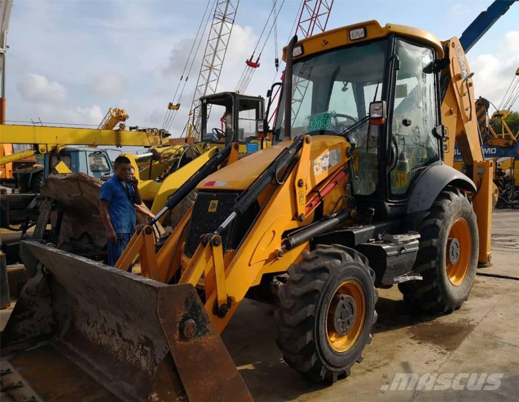 JCB 3CX Backhoe