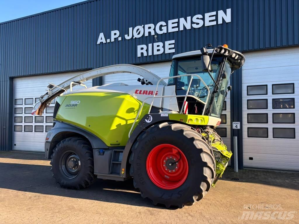 CLAAS Jaguar 960 4WD Forage harvesters