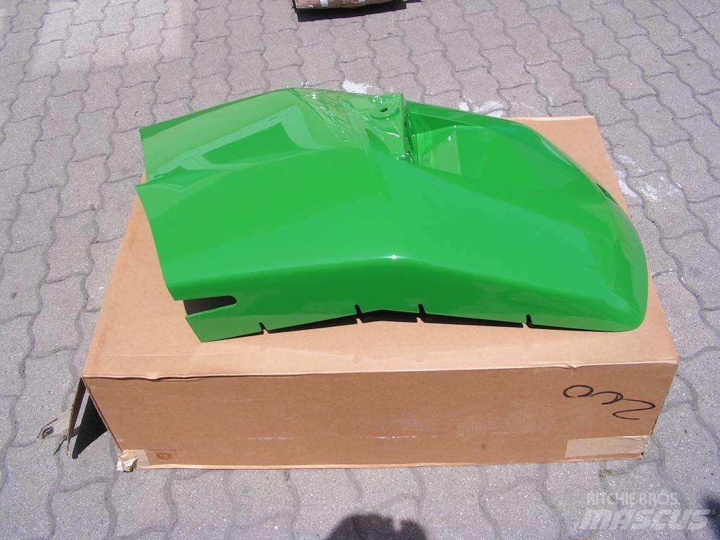 John Deere 8200 Chassis and suspension