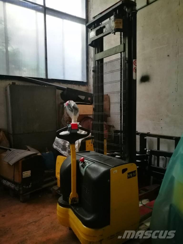 Hyster S 1.2 Electric forklift trucks