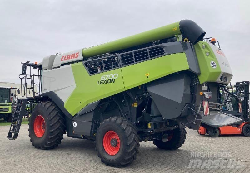 CLAAS LEXION 6700 Combine harvesters