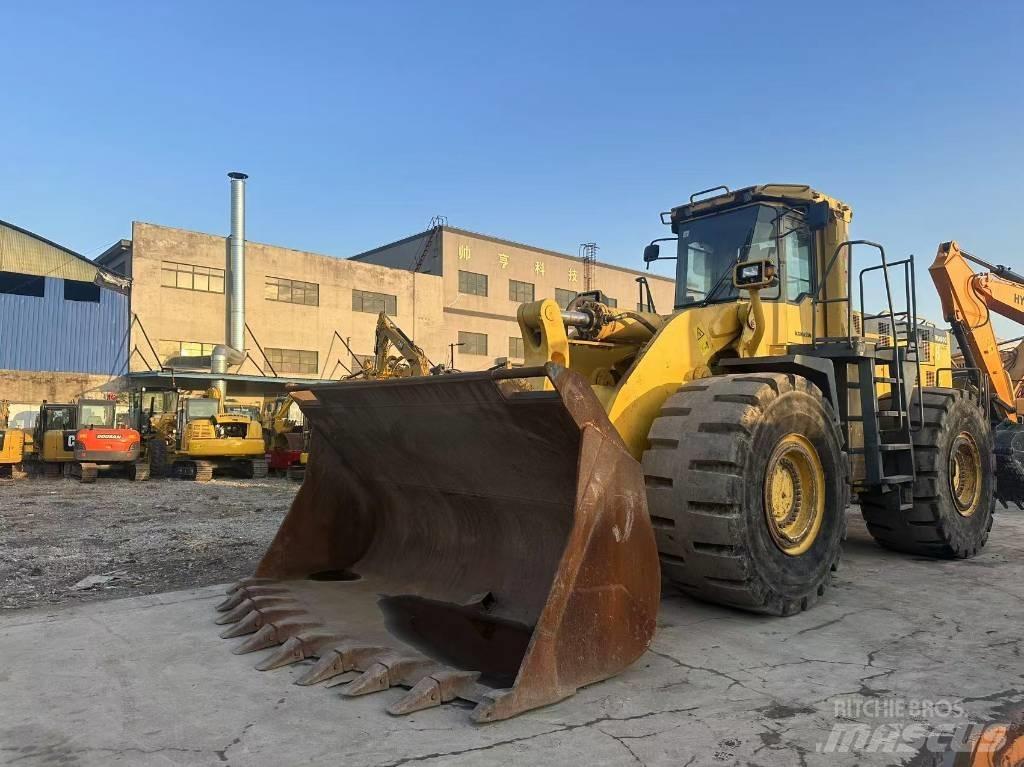 Komatsu WA 600 Wheel loaders