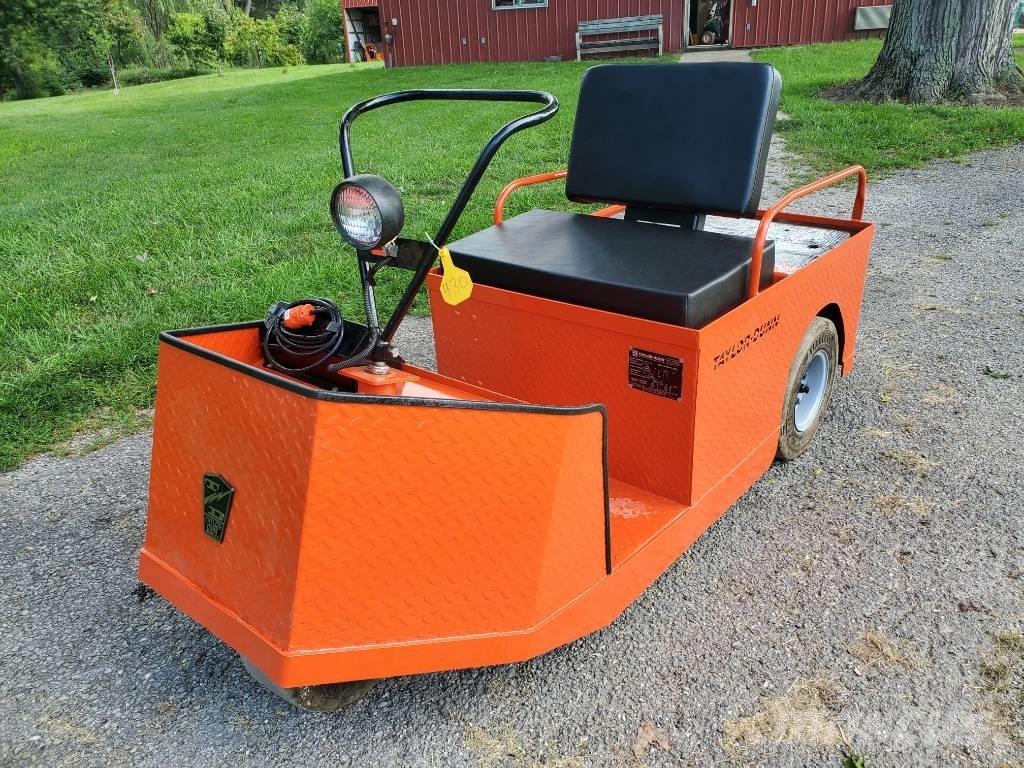 Taylor-Dunn SS536 Tow truck