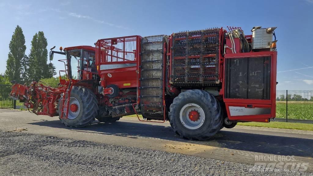 Holmer T4-30 Beet harvesters