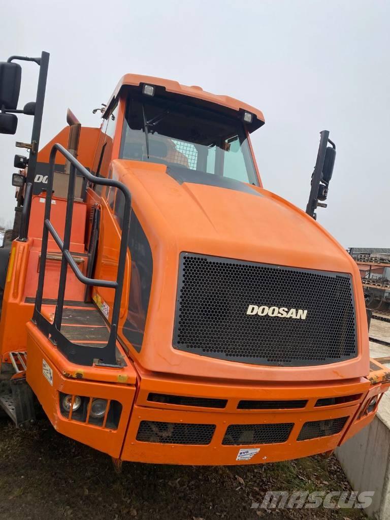 Doosan DA 30 Articulated Haulers