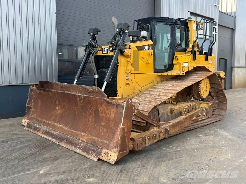 CAT D6T LGP Crawler dozers