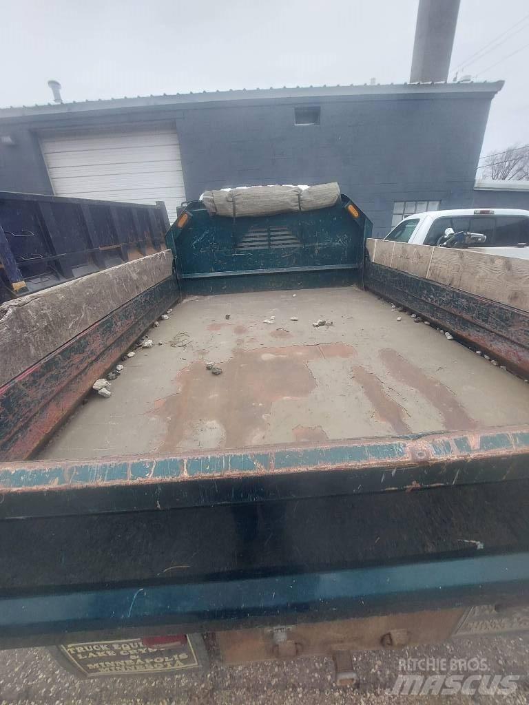International 4200 Tipper trucks