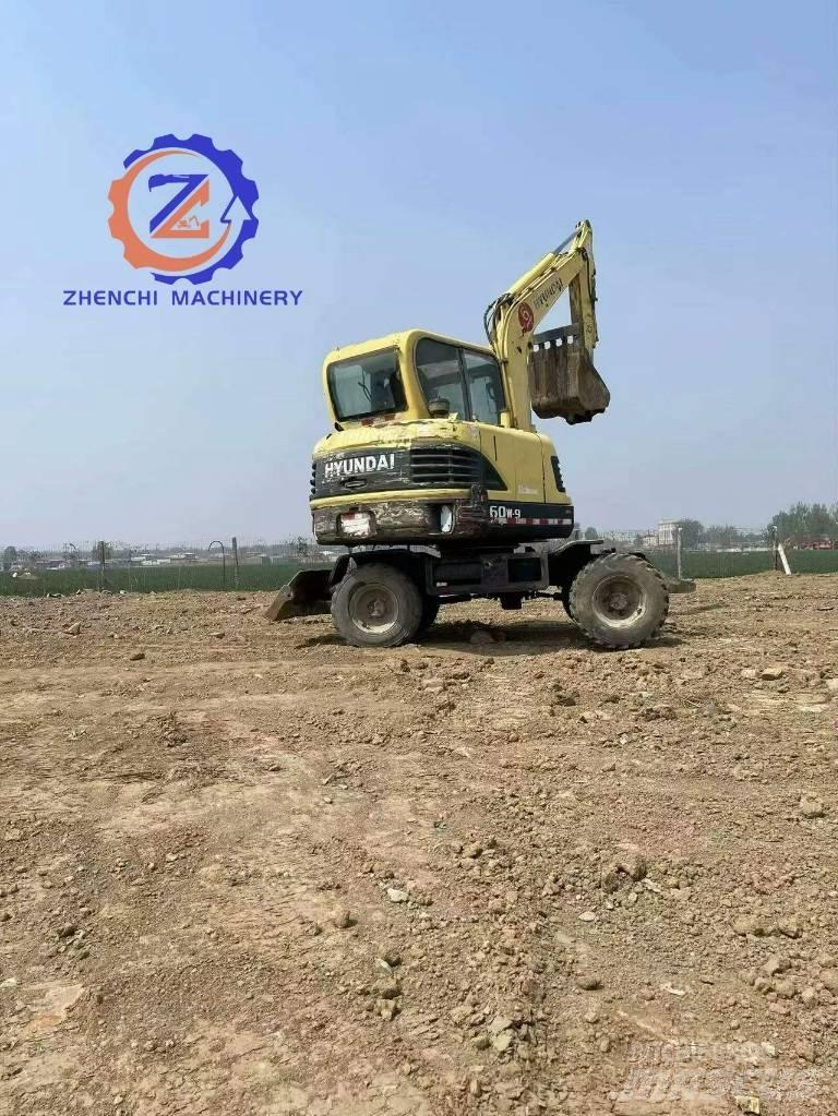 Hyundai 60 W Wheeled excavators