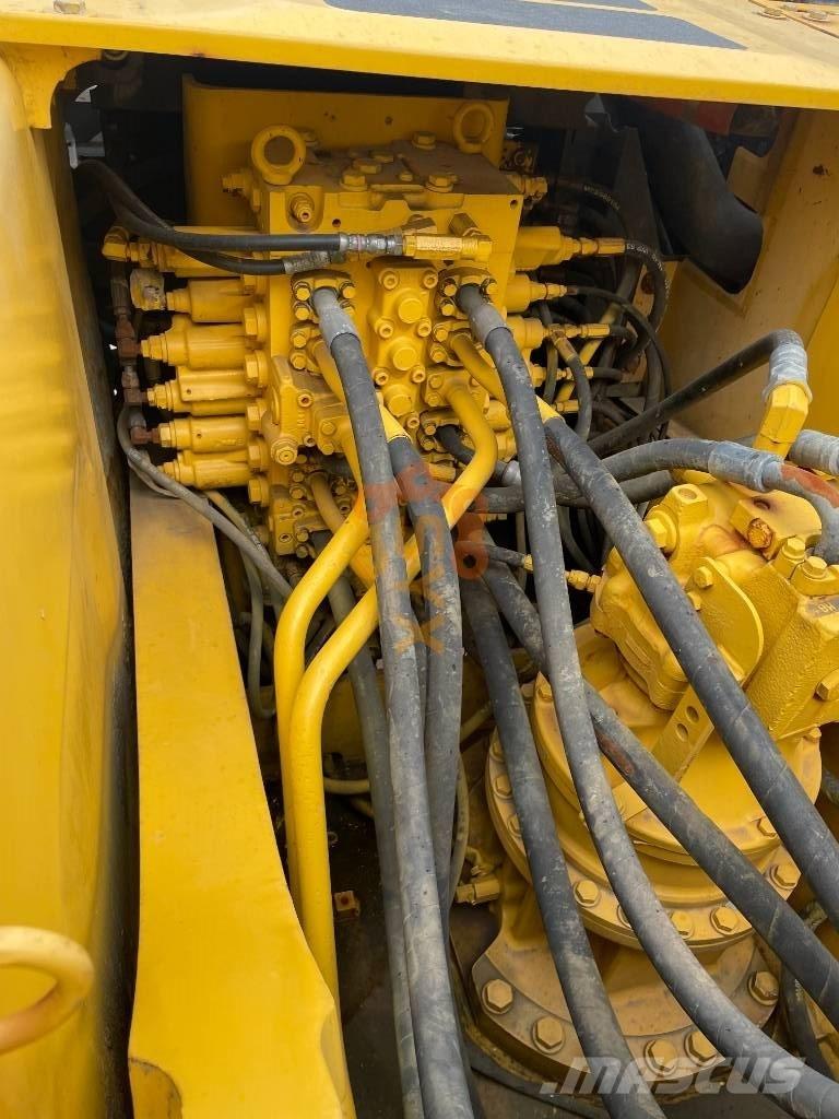 Komatsu PC 270 Crawler excavators