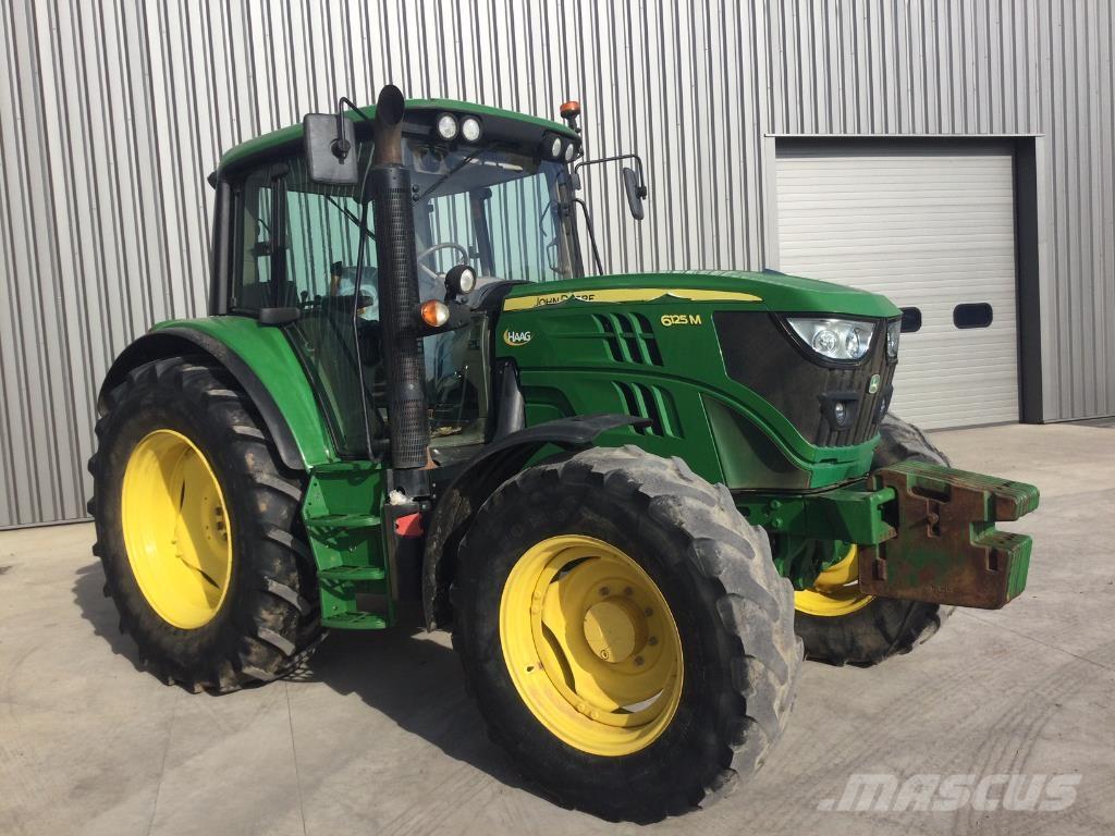 John Deere 6125M Tractors