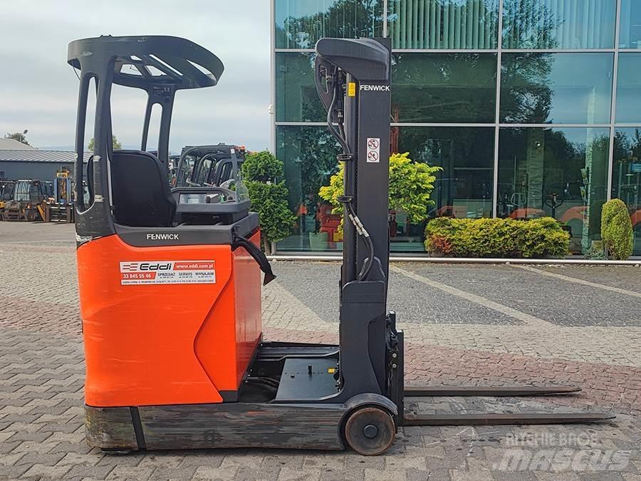 Linde R20B-01 Reach truck