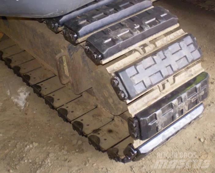  TXD 400HD Tracks, chains and undercarriage