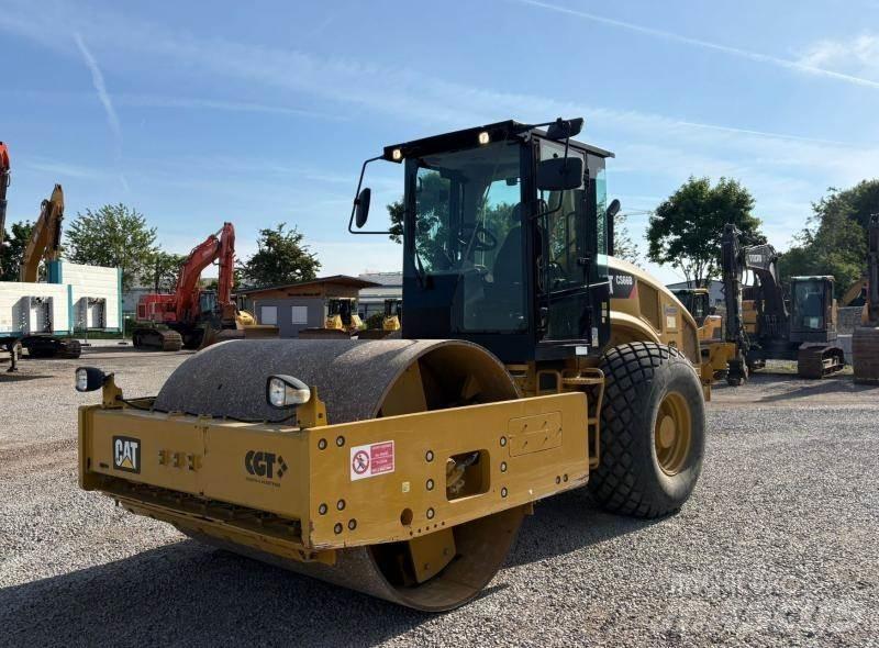 CAT CS66B Soil compactors