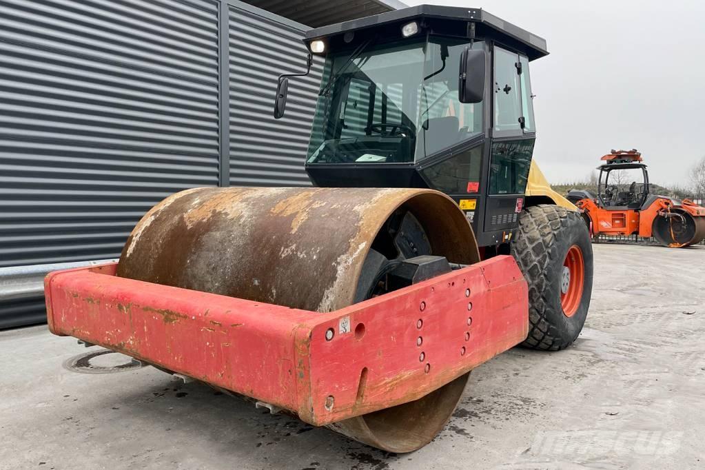 Dynapac CA302D Single drum rollers